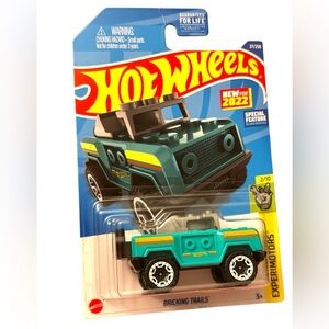 NWT Hot Wheels Bricking Trails Experimotors